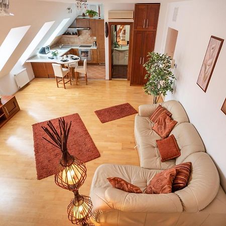 Beautiful Apartment With Ac 부다페스트 외부 사진