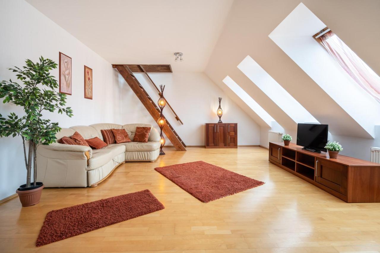 Beautiful Apartment With Ac 부다페스트 외부 사진