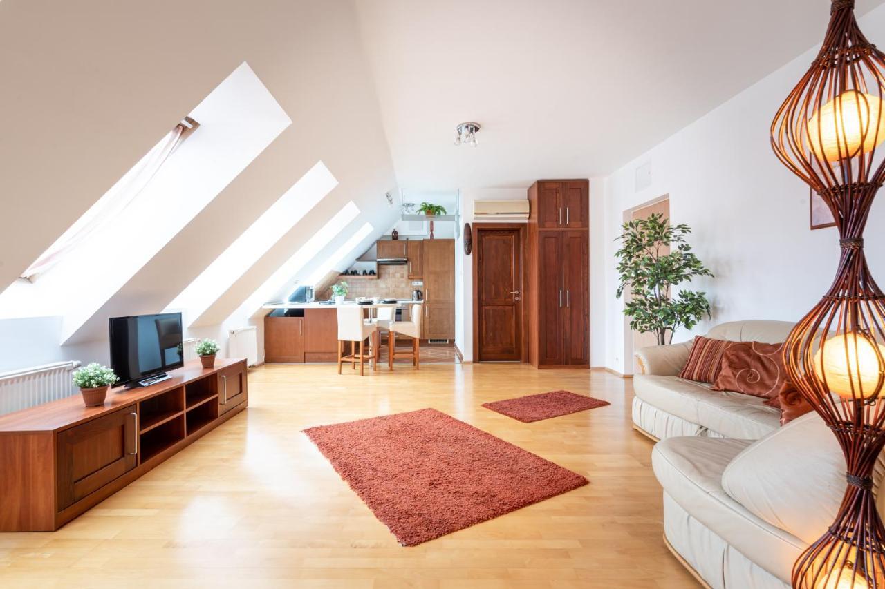 Beautiful Apartment With Ac 부다페스트 외부 사진